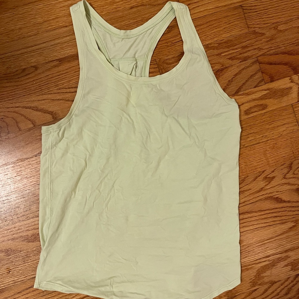 Lululemon tank